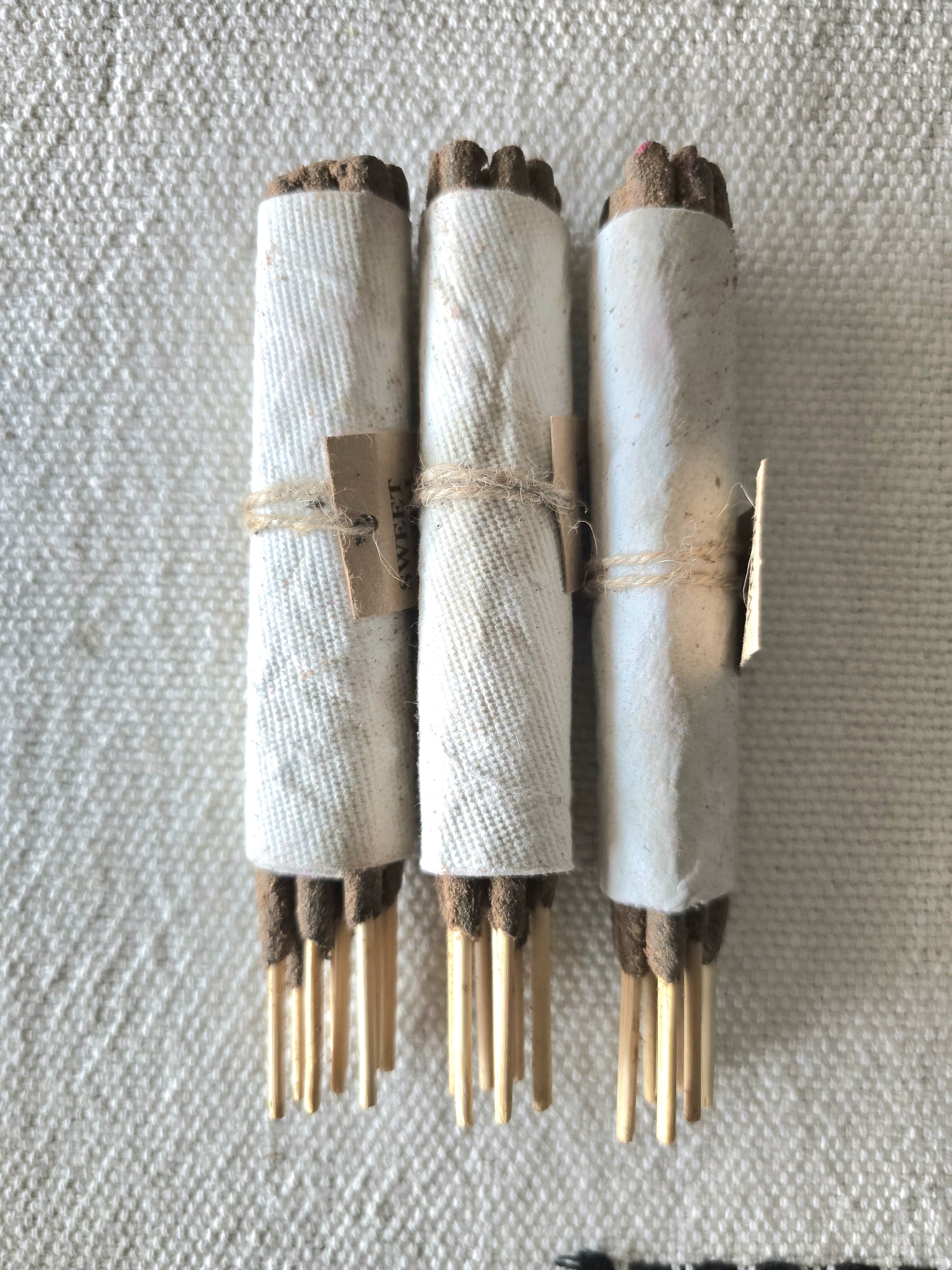 Artisanal Hand Rolled Incense - Sweet Sandalwood
